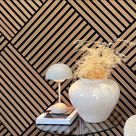 Стильные акустические панели из шпона дерева для элегантных помещений